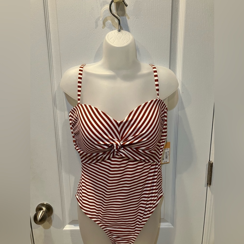 One piece swimsuit